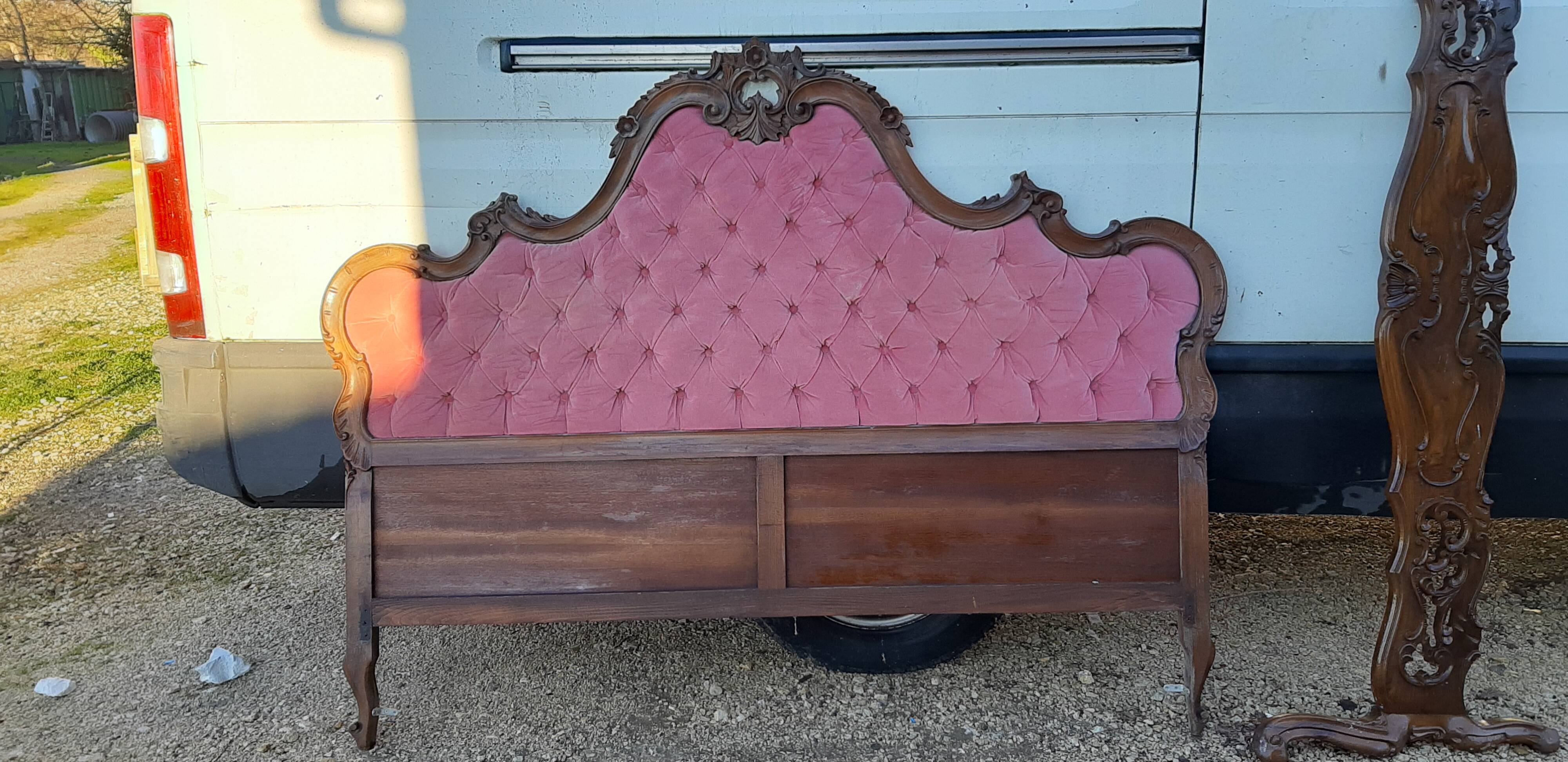 Rocaille style bed head