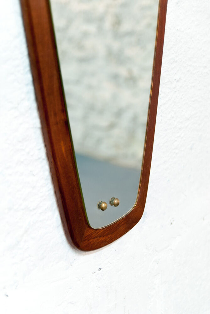 Scandinavian mirror asymmetrical 75x35cm