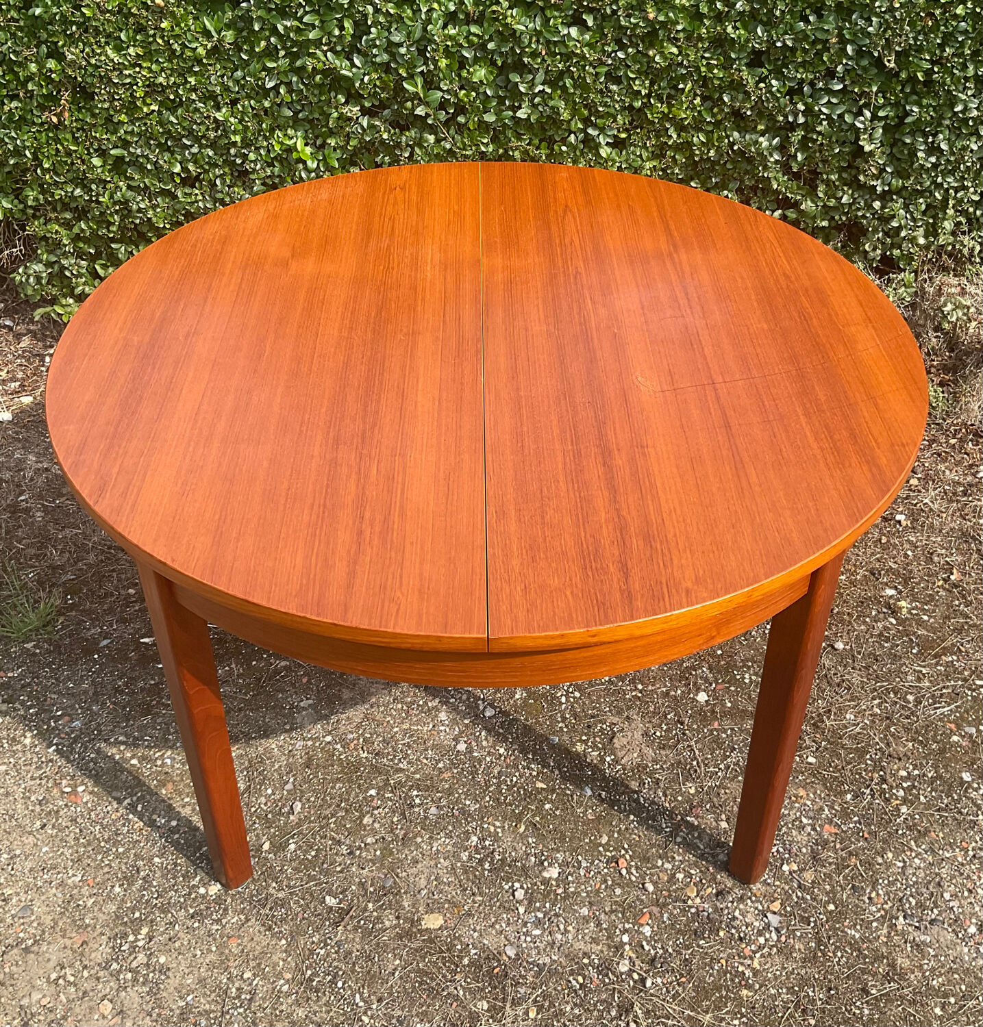 Scandinavian extending table from the 60s and 70s