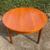 Scandinavian extending table from the 60s and 70s