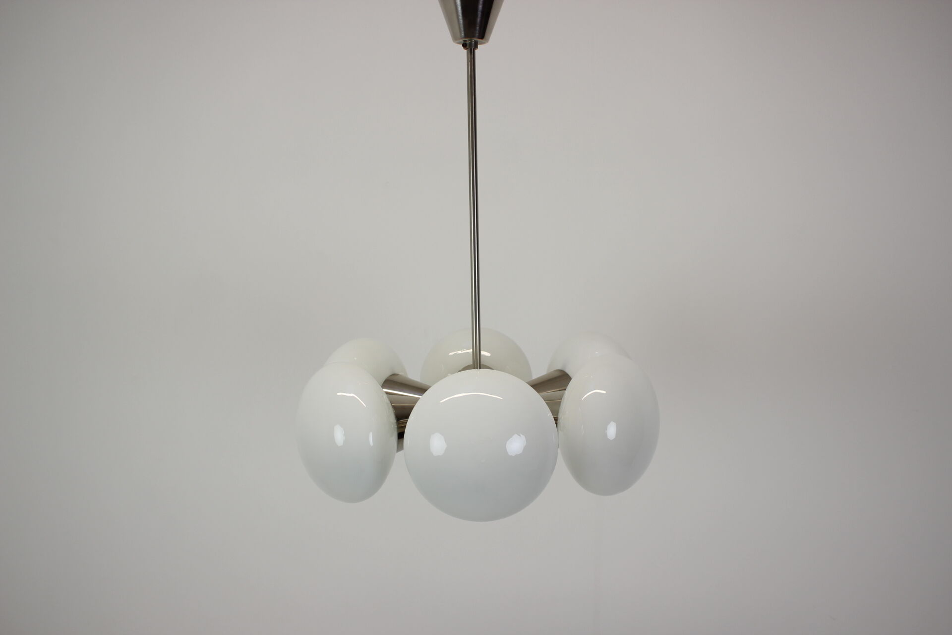 Mid-century chandelier/ Kamenický Šenov, 1970's.