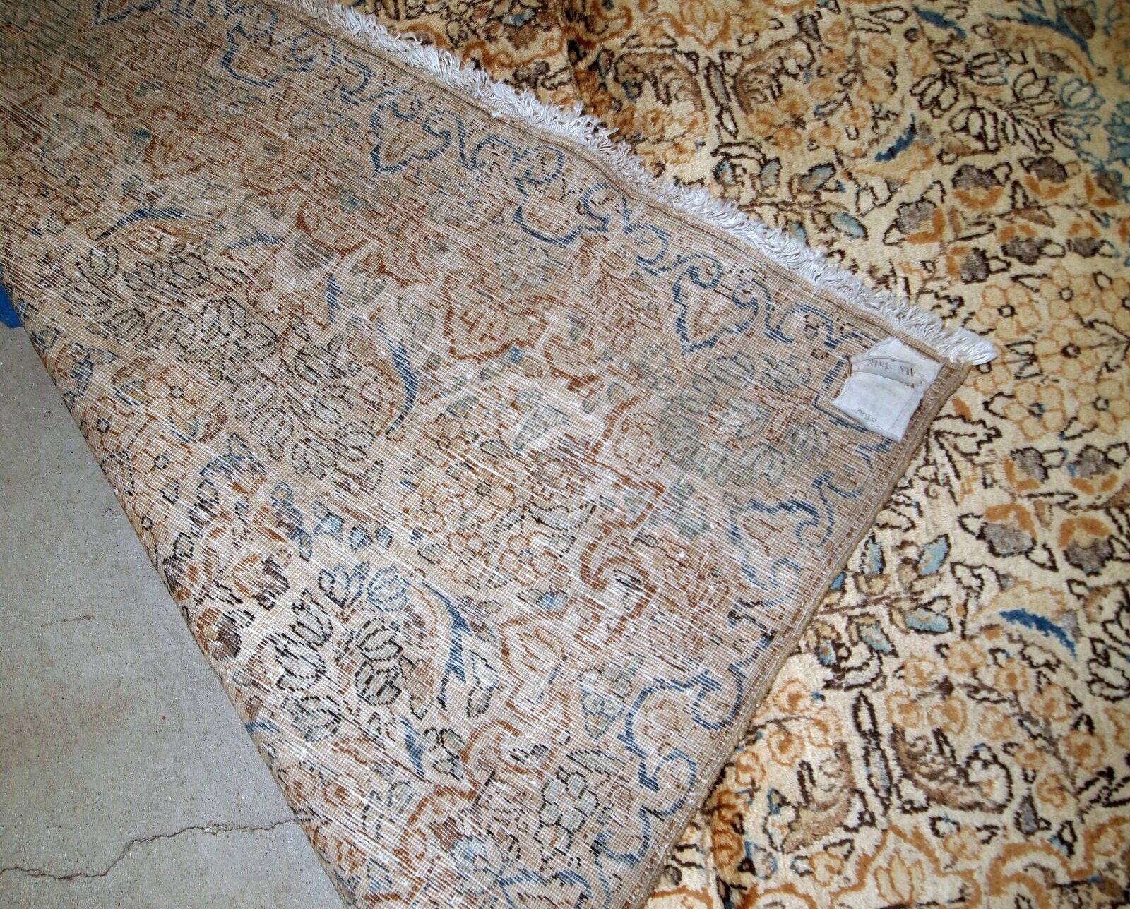 Handmade antique Persian Kerman rug 103cm x 164cm 1920s - 1B746