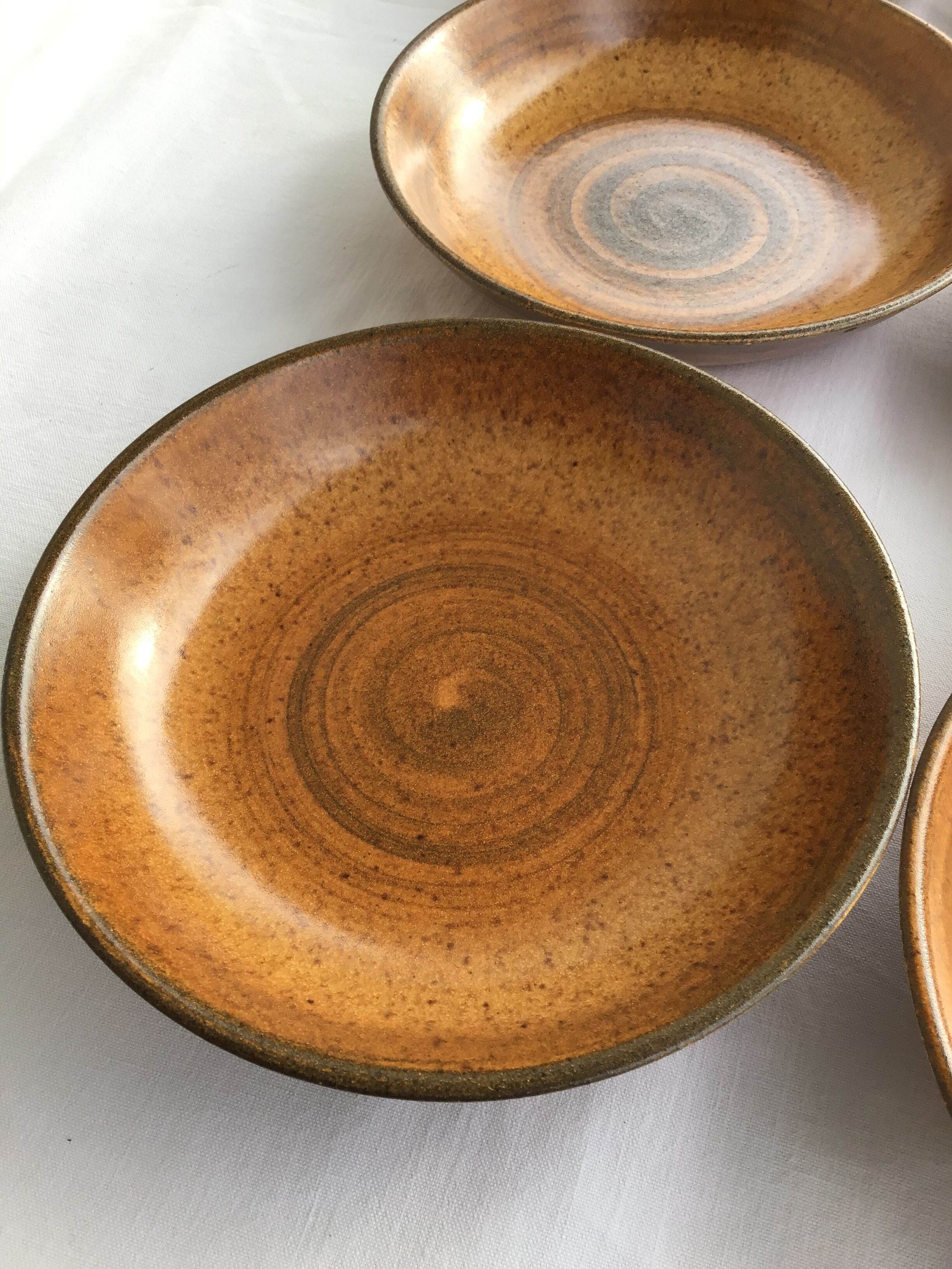 6 Longchamp sandstone hollow plates