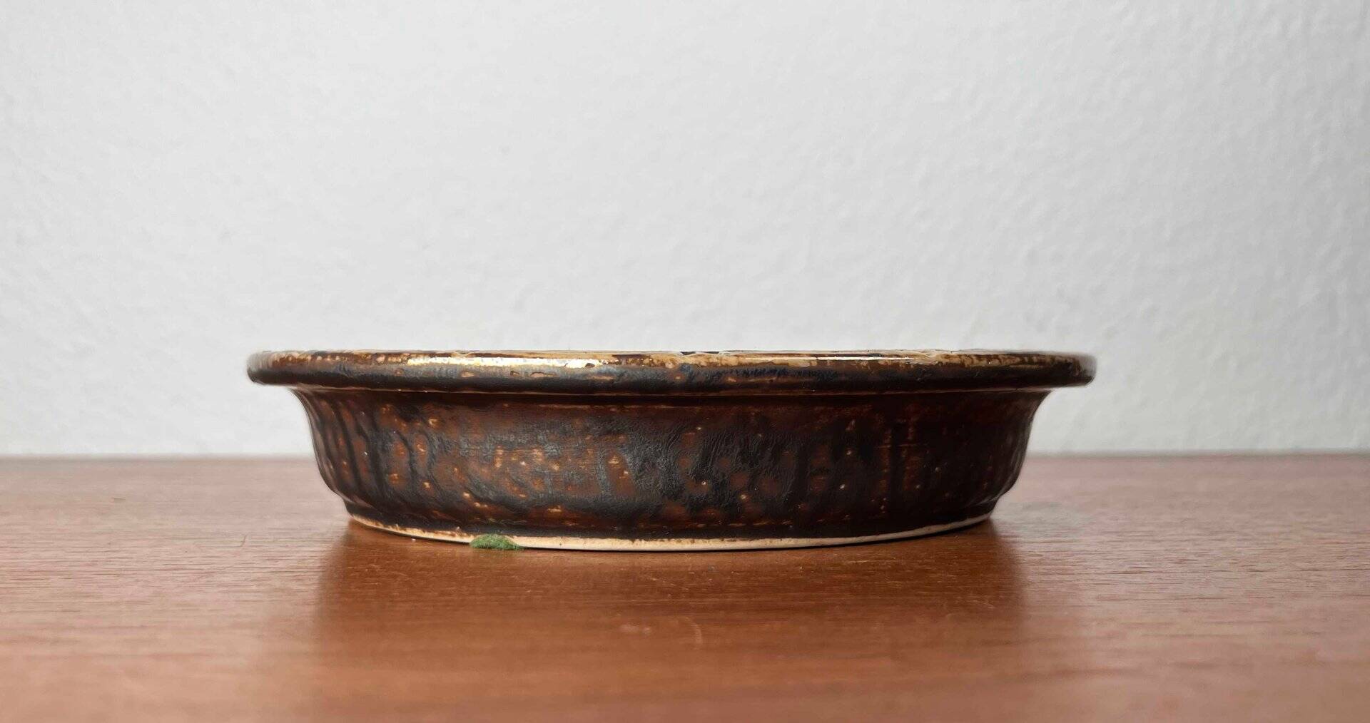 Danish pottery bowl in mid-century Lovemose style, 1960s.