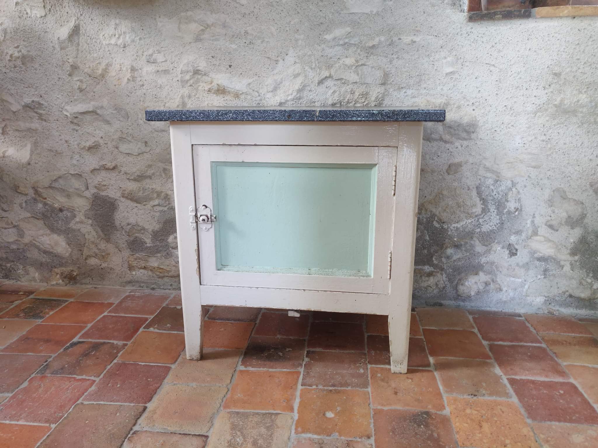 Vintage Parisian jam buffet