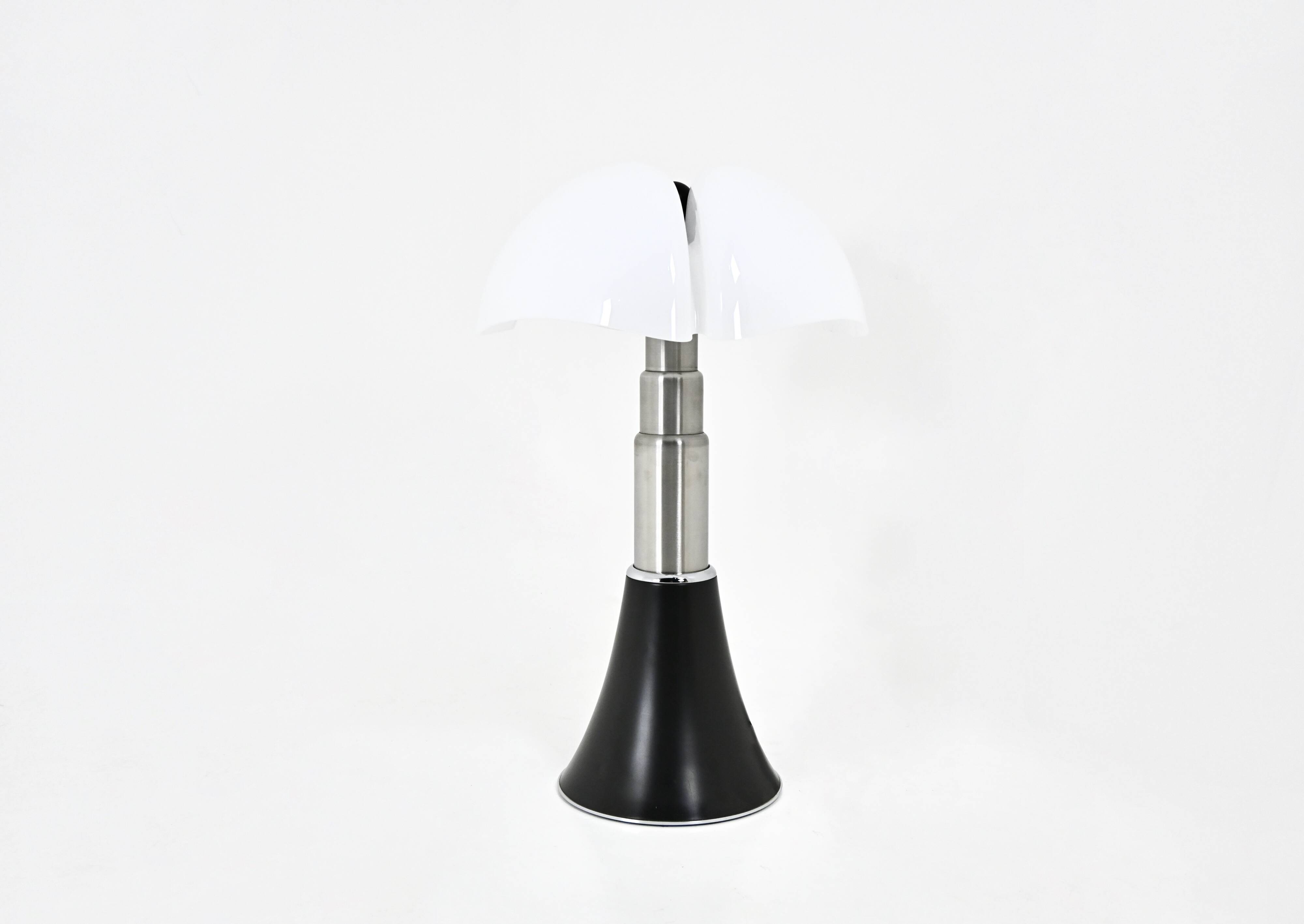 Black Pipistrello lamp by Gae Aulenti for Martinelli Luce, 1960s