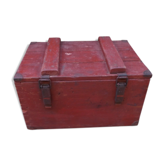 small trunk trunk