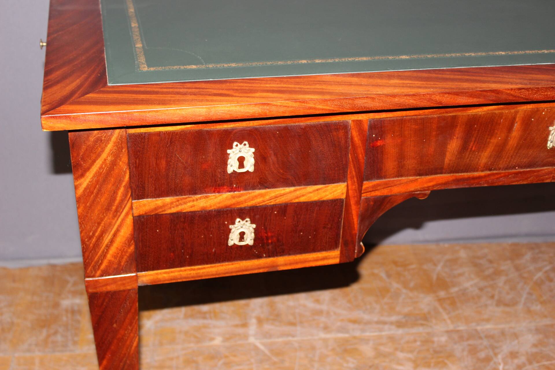 Restoration desk in mahogany, early 19th century