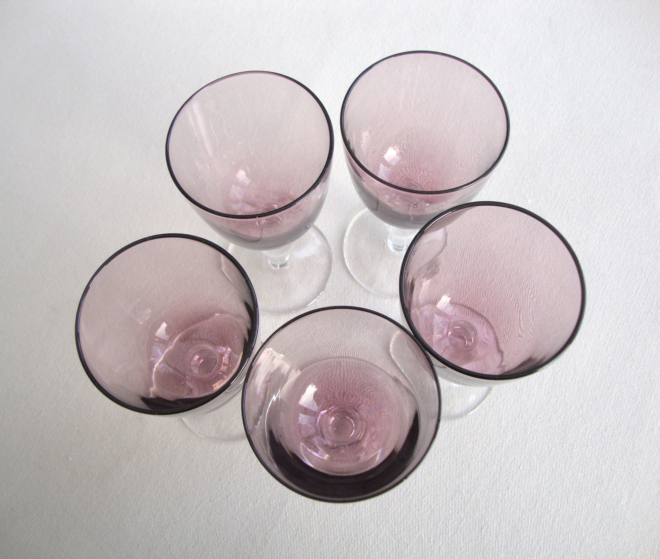 Set of 5 parma-coloured wine glasses