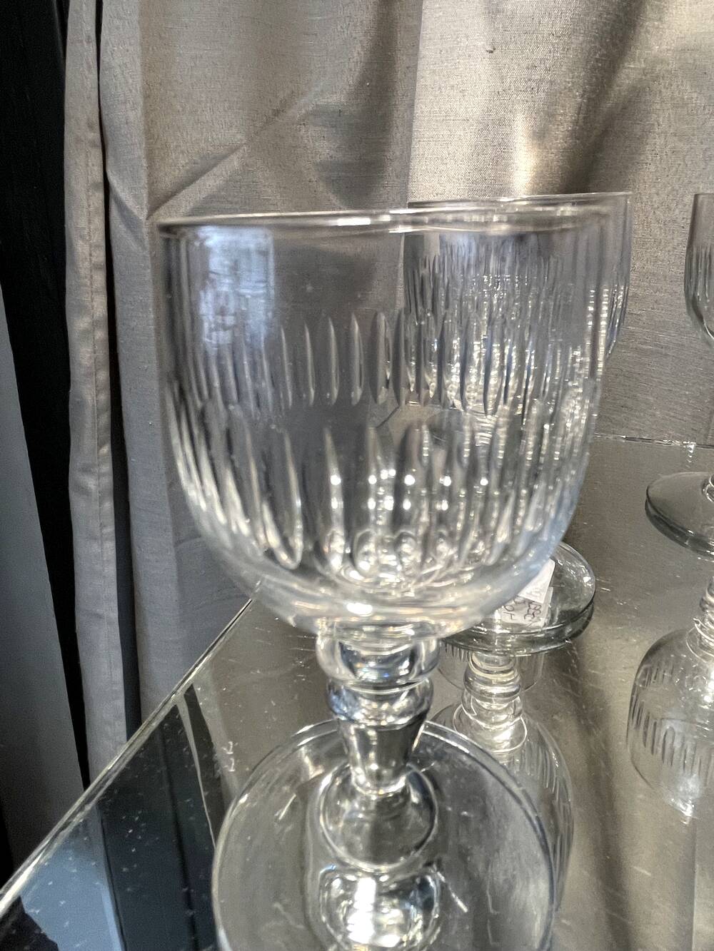 Set of 7 liqueur or drop glasses in chiseled glass table art