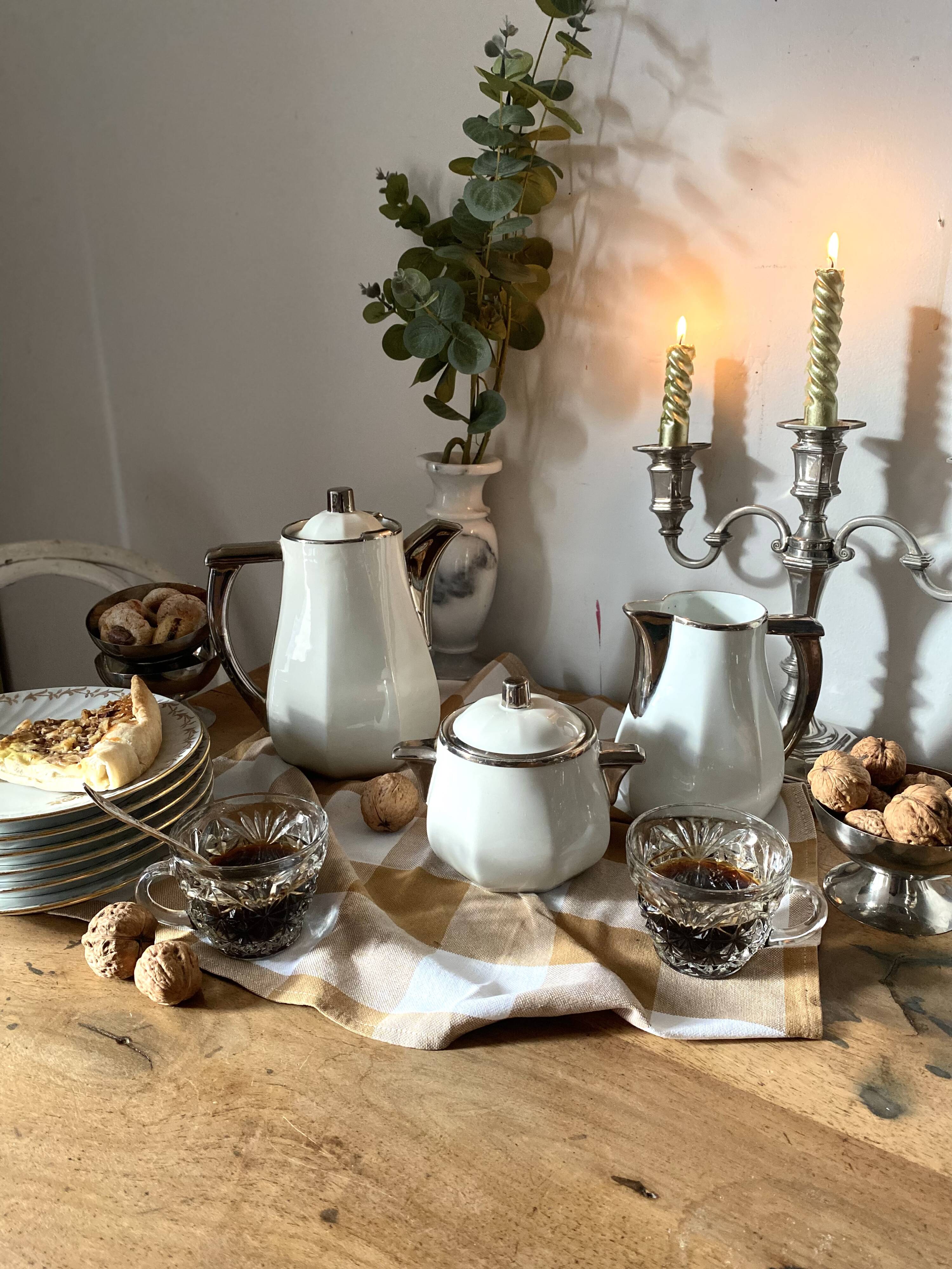 Art Deco coffee service in Aluminite Frugier