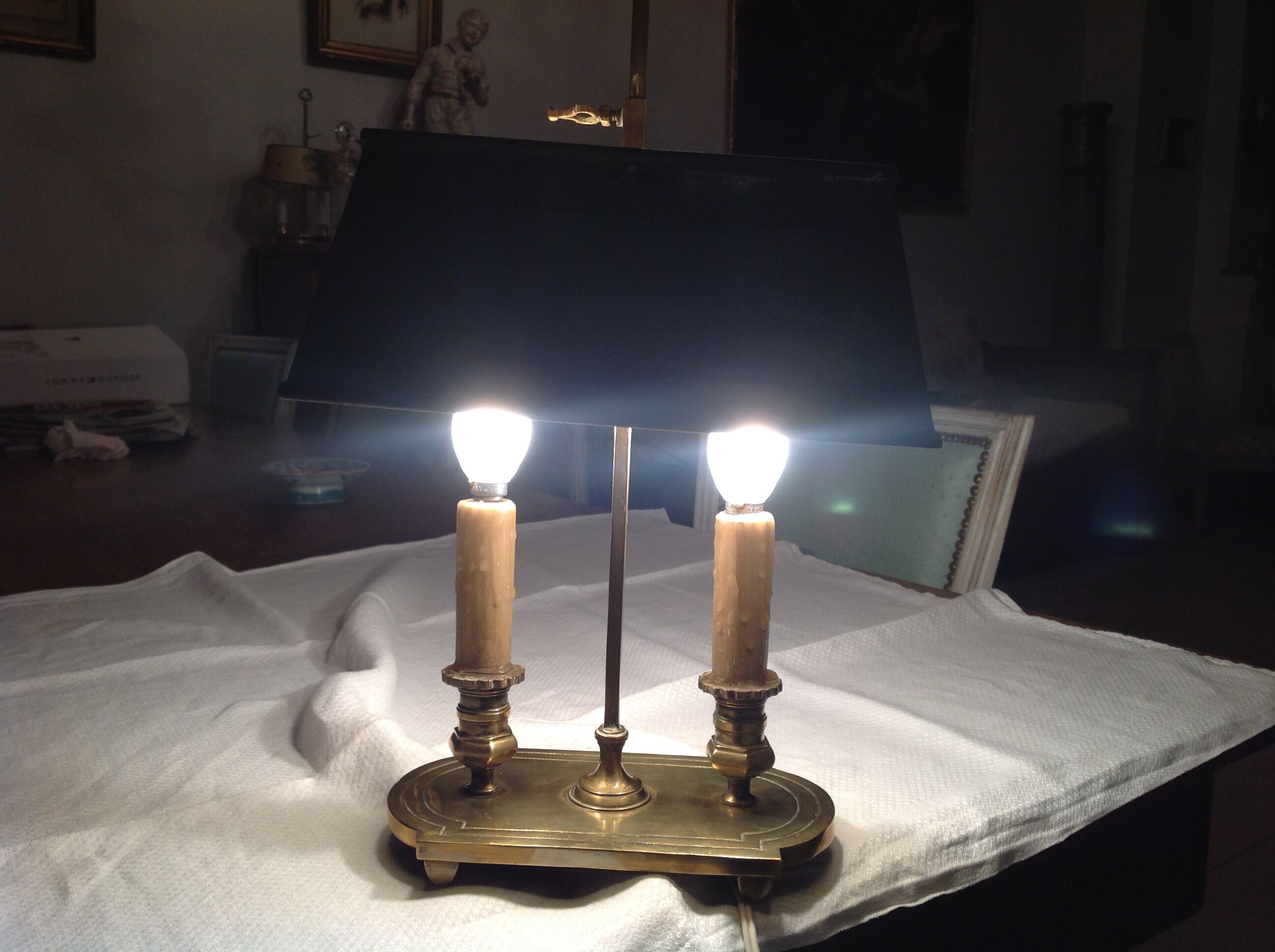 Antique bronze hot water bottle lamp, early 20th century