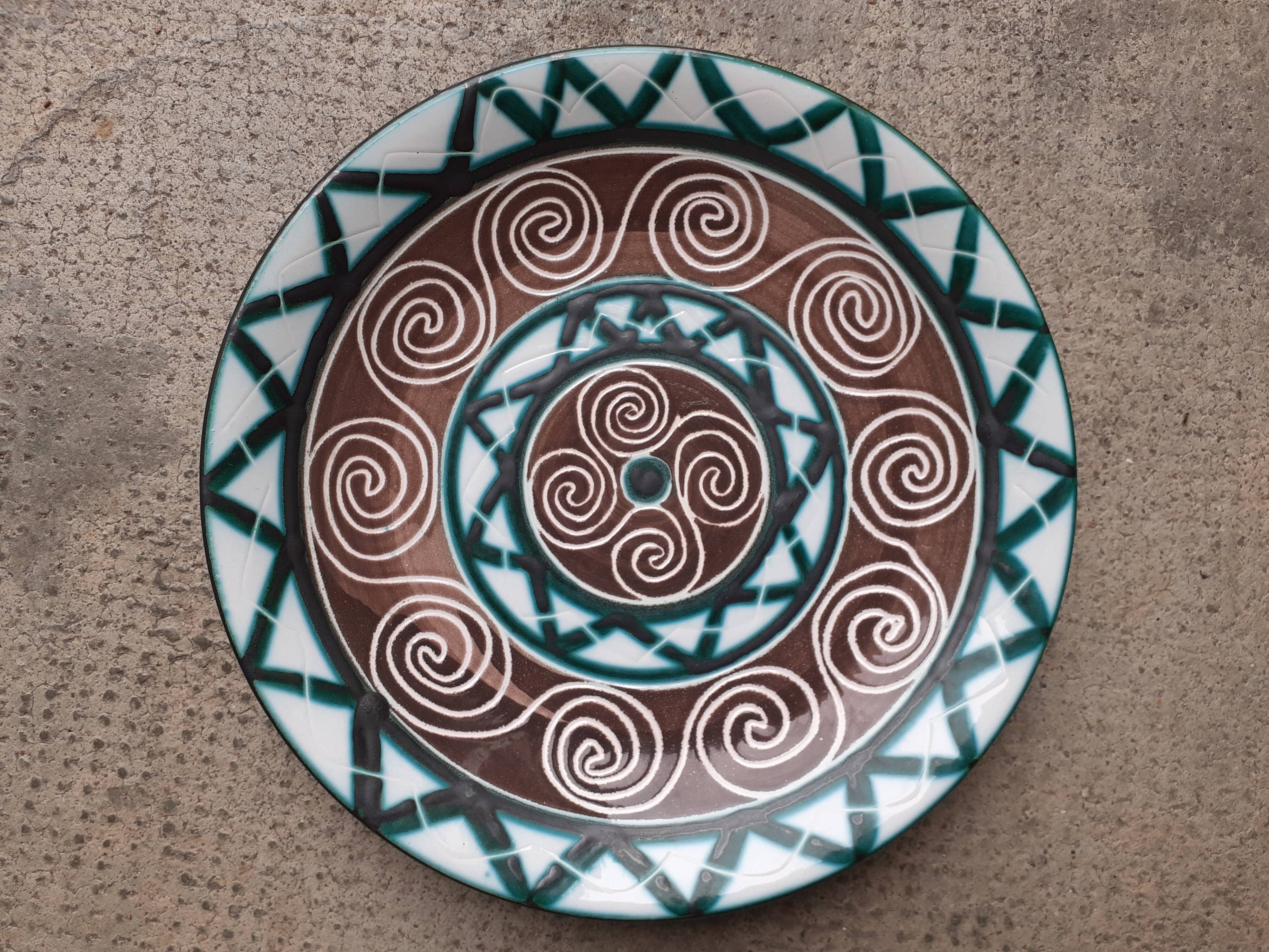 plate Robert Picault Vallauris 70s vintage