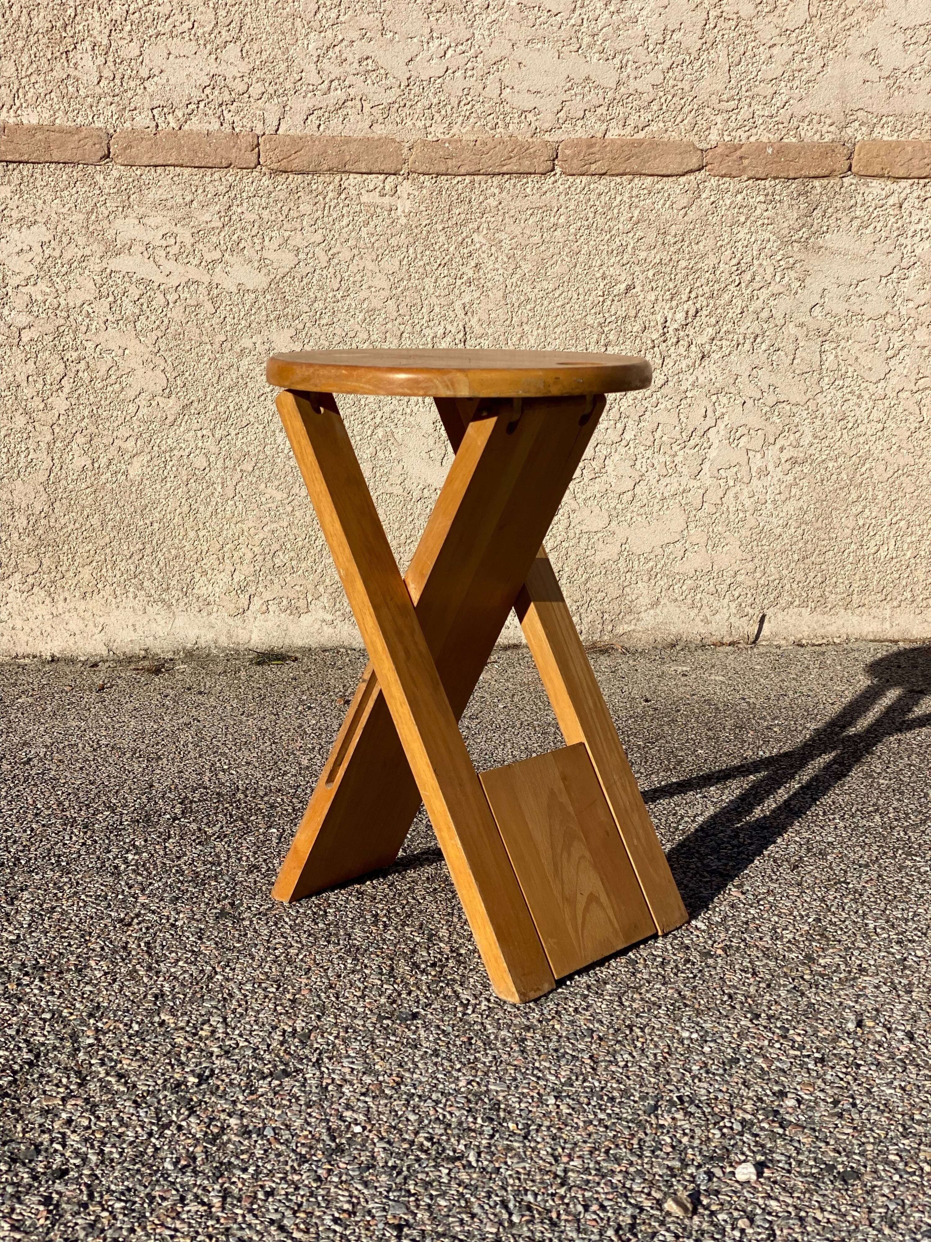 Design stool