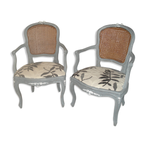 Paire de fauteuils en cannage de style louis XV