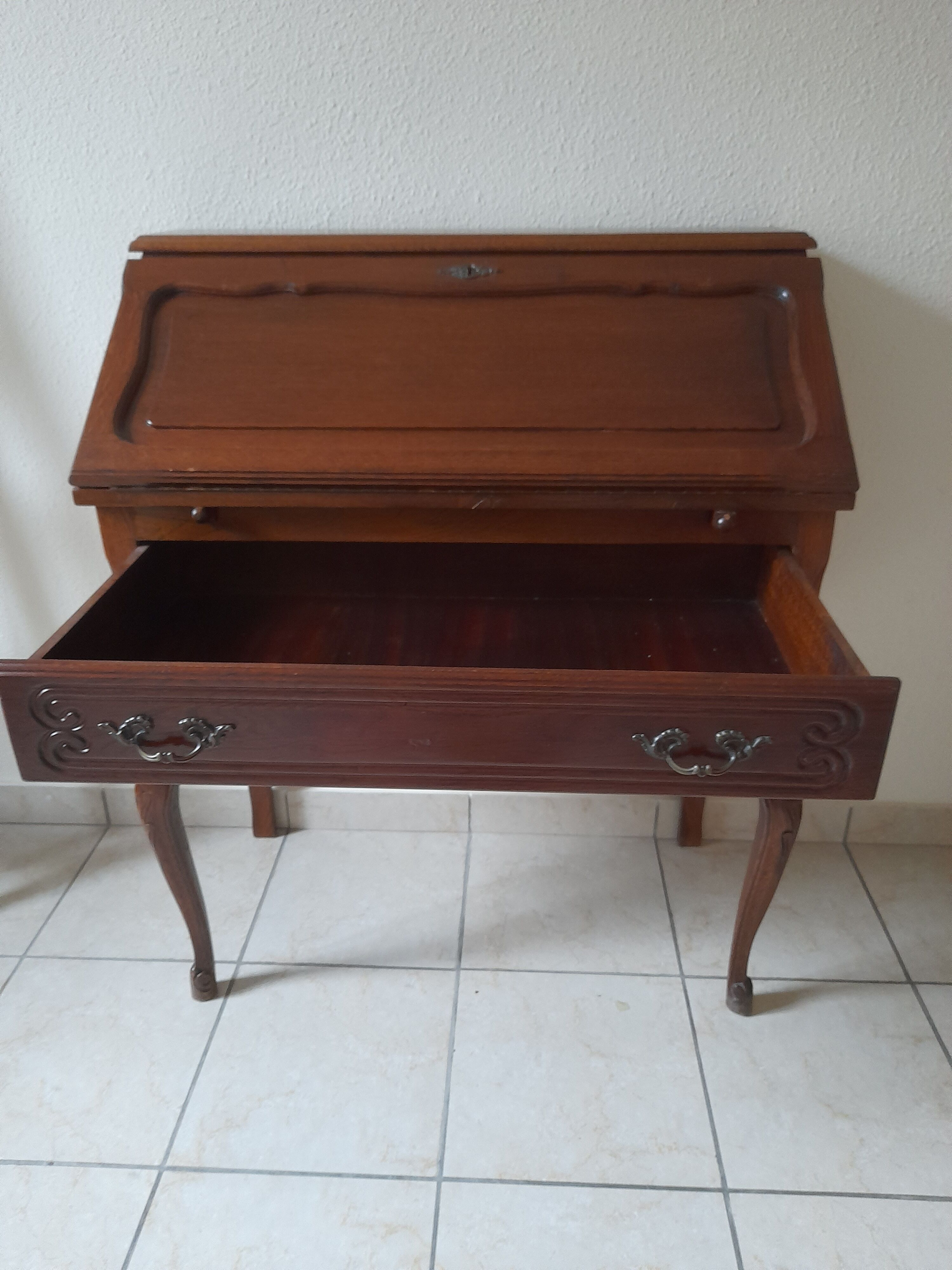 Writing desk