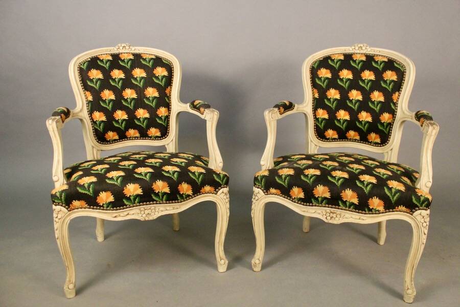 Pair of Cabriolet armchairs in Louis XV style