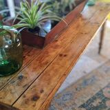 Farmhouse table dating from the end of the 19th century