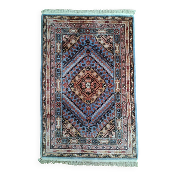Handmade Chinese Sinkiang rug 185x120cm