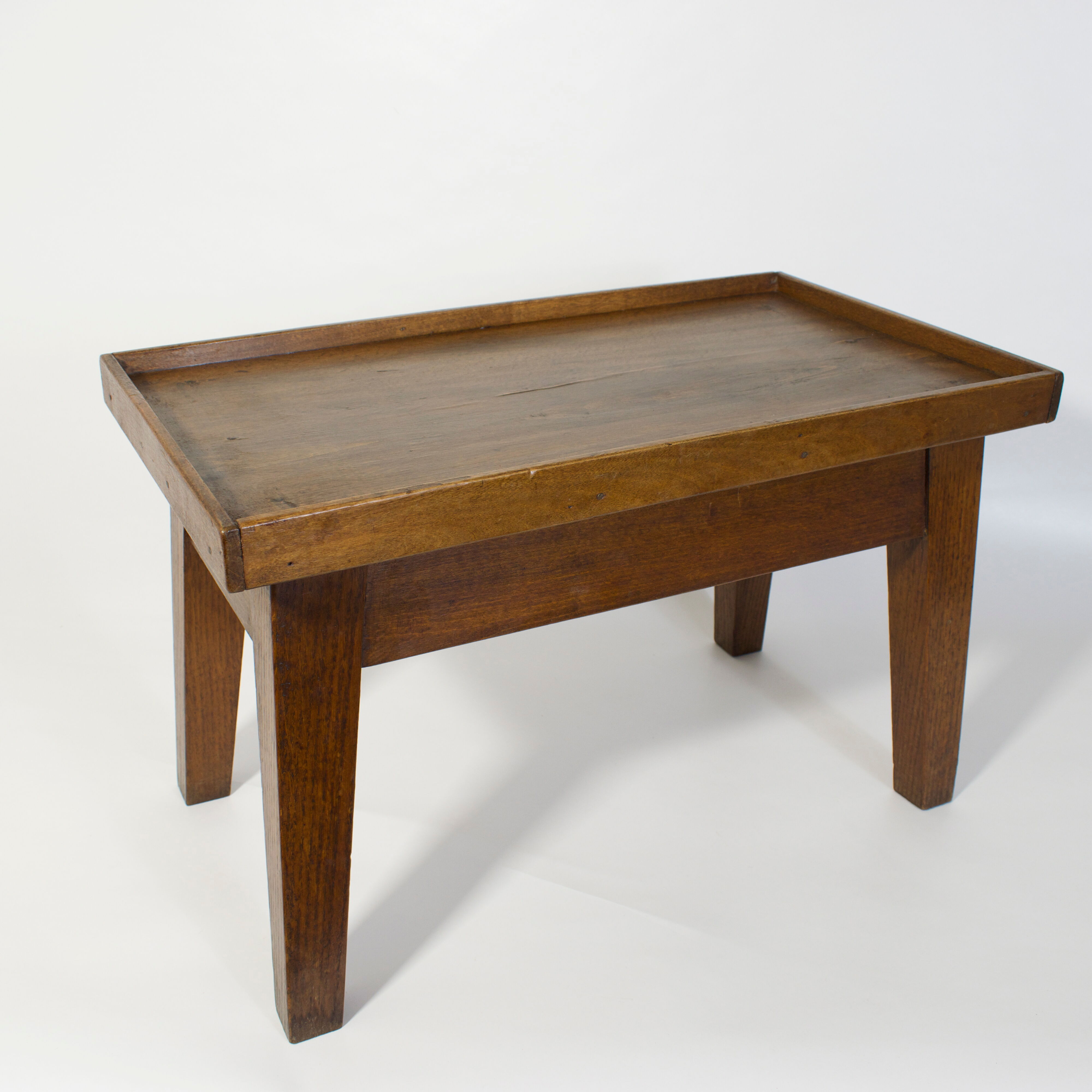 Coffee table in oak, 1930/40
