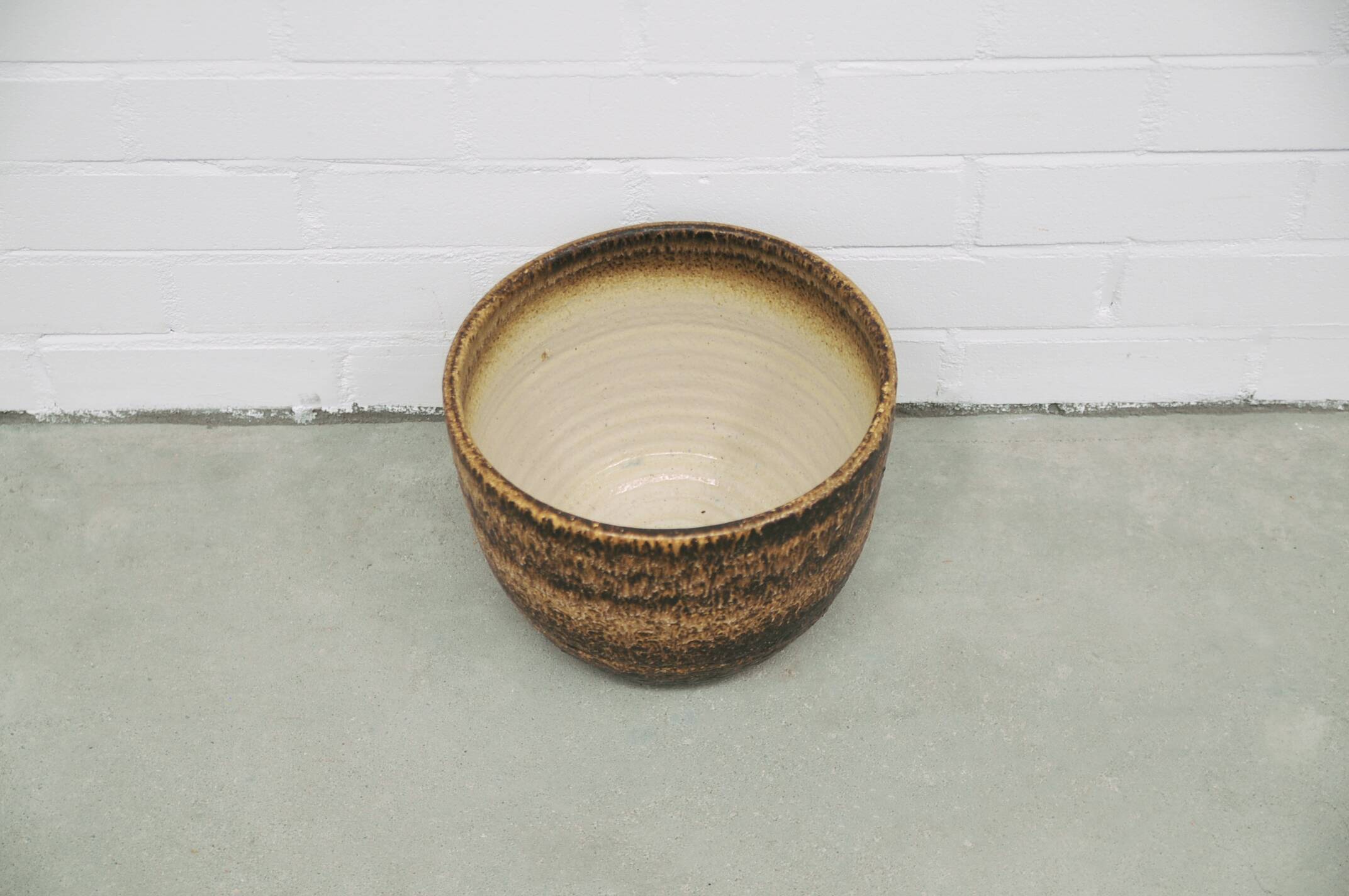 vintage ceramic brown brutalist flower pot large