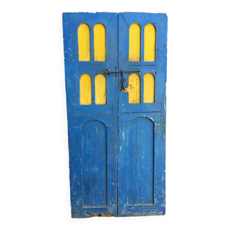 Ancienne porte berbère en bois vintage authentique - maroc