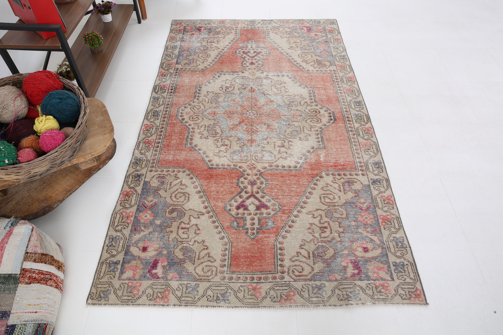 4x7 Scandinavian Vintage Rug