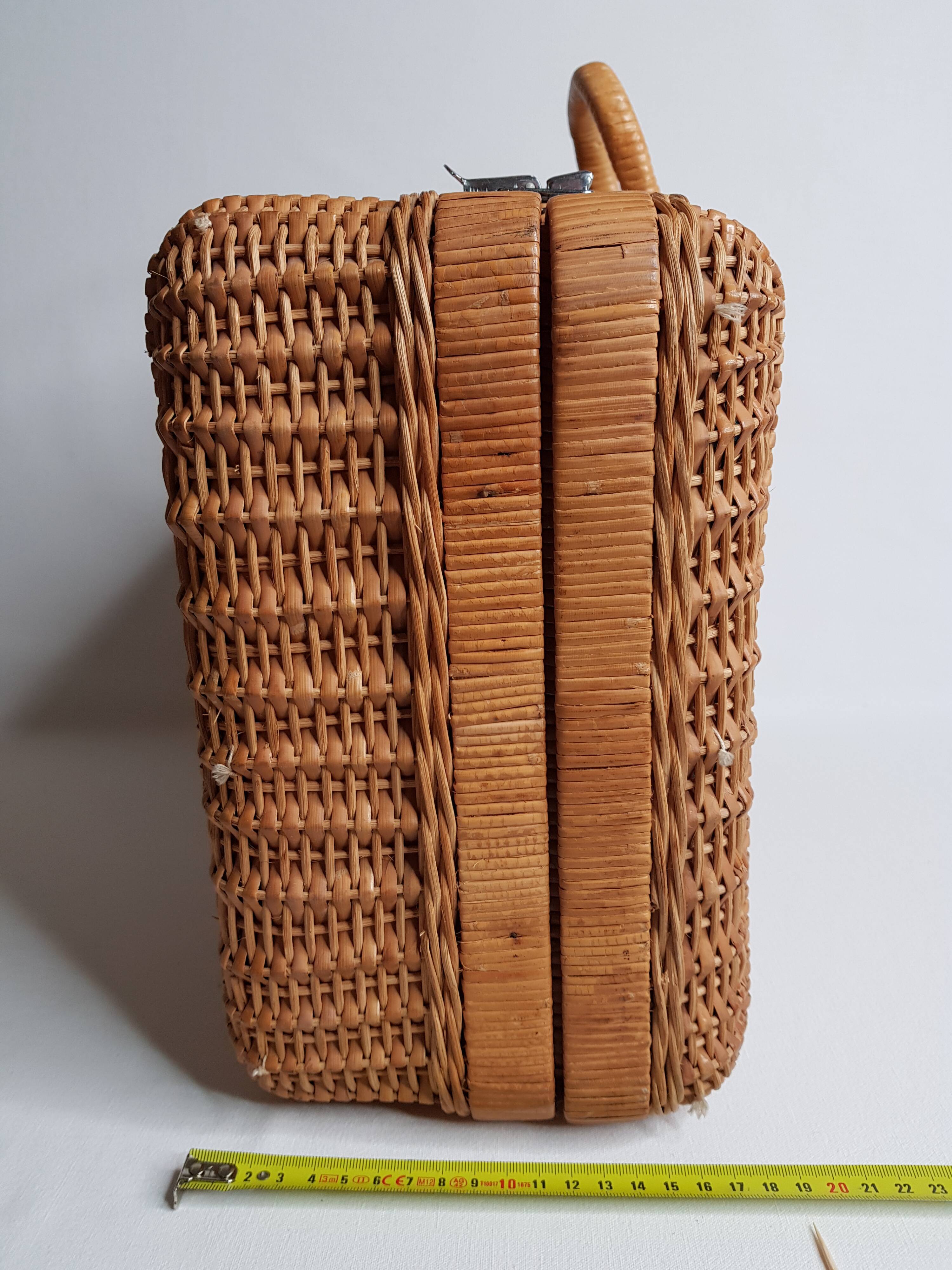 Wicker case or suitcase with vintage fabric lining