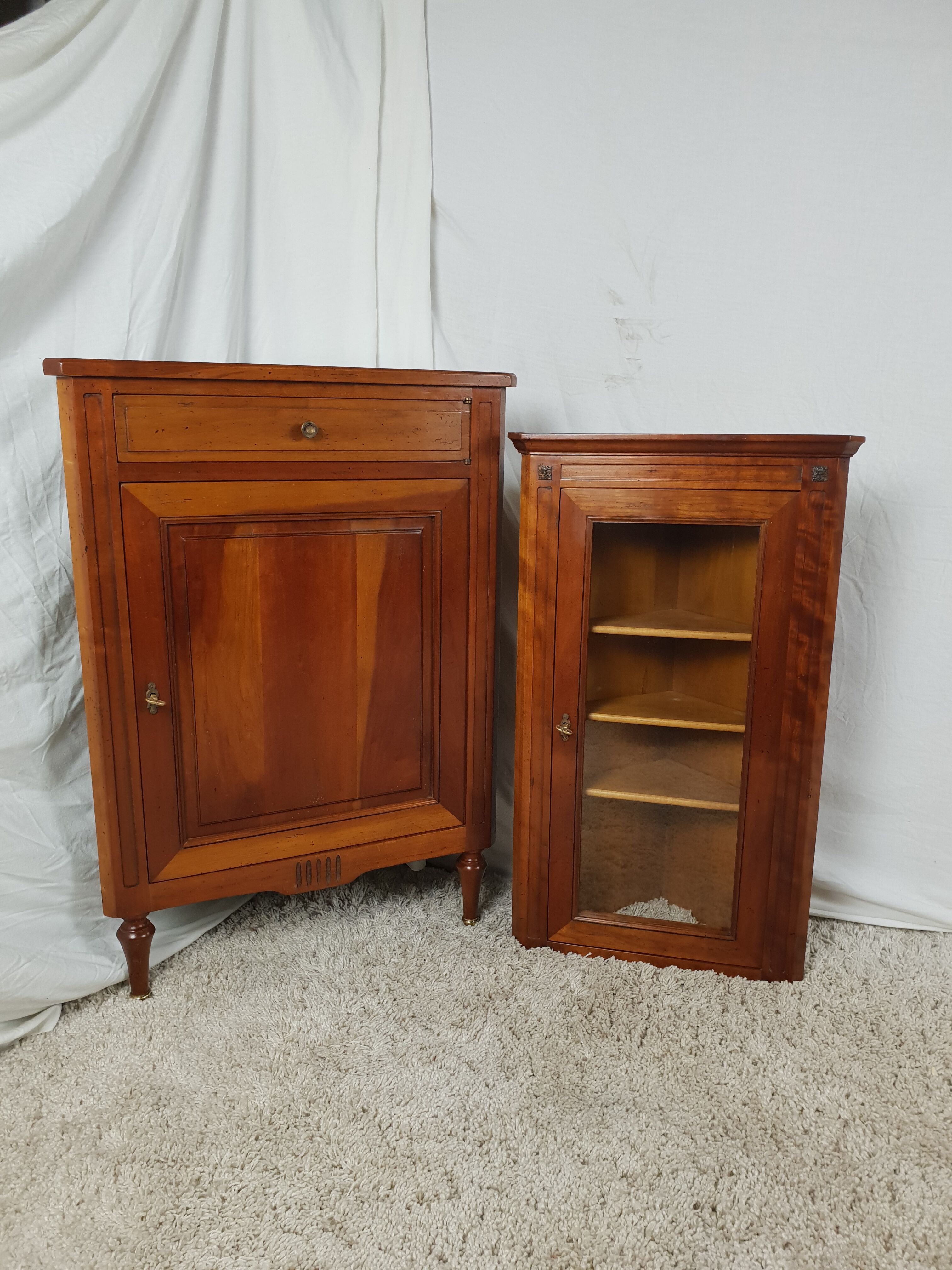 Furniture corner 2 vitreous Louis-Philippe style