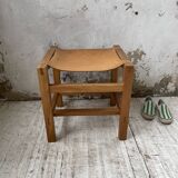 Solid elm and leather stool Maison Regain