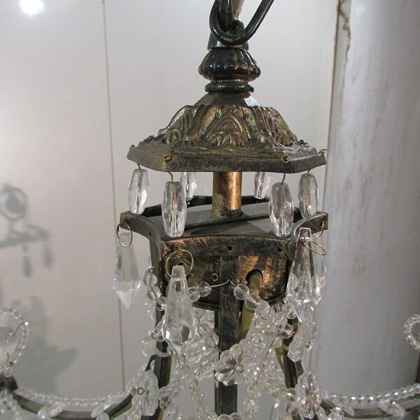 Pagoda shaped glass pendants chandelier