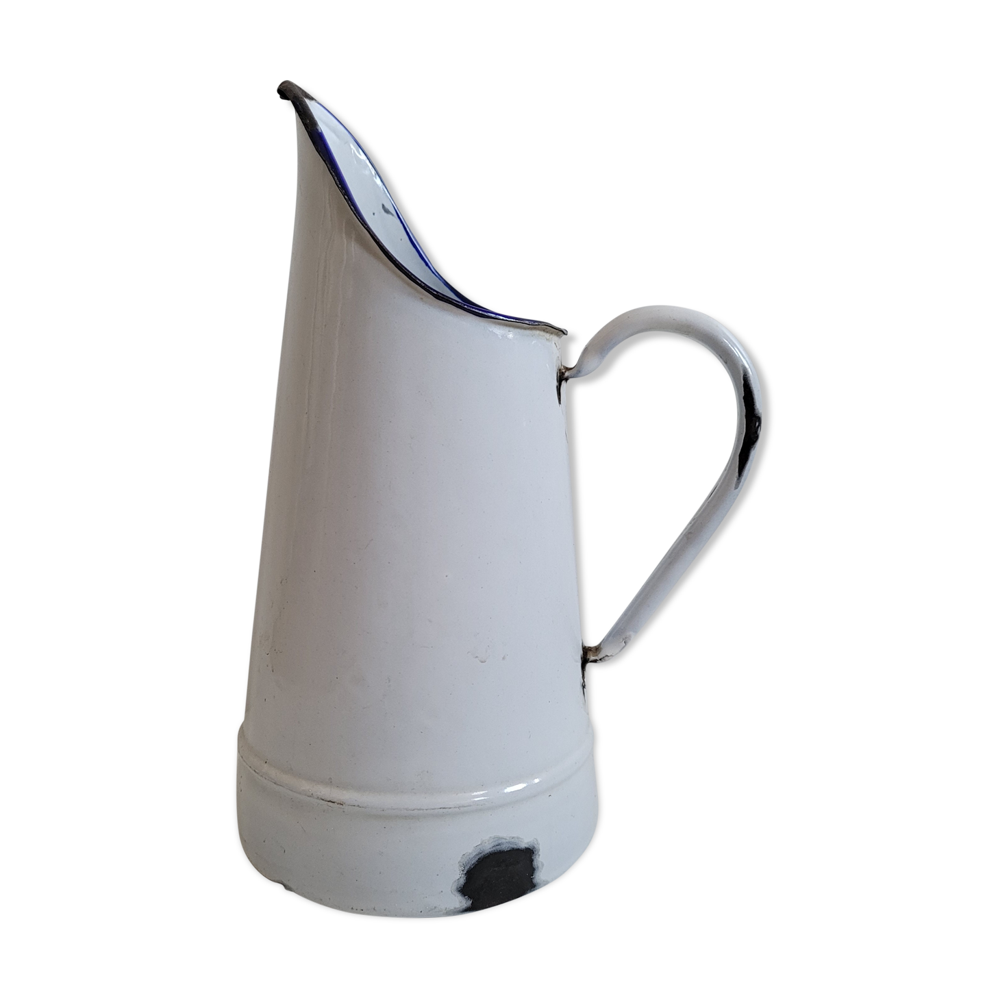 Broc enamelled white