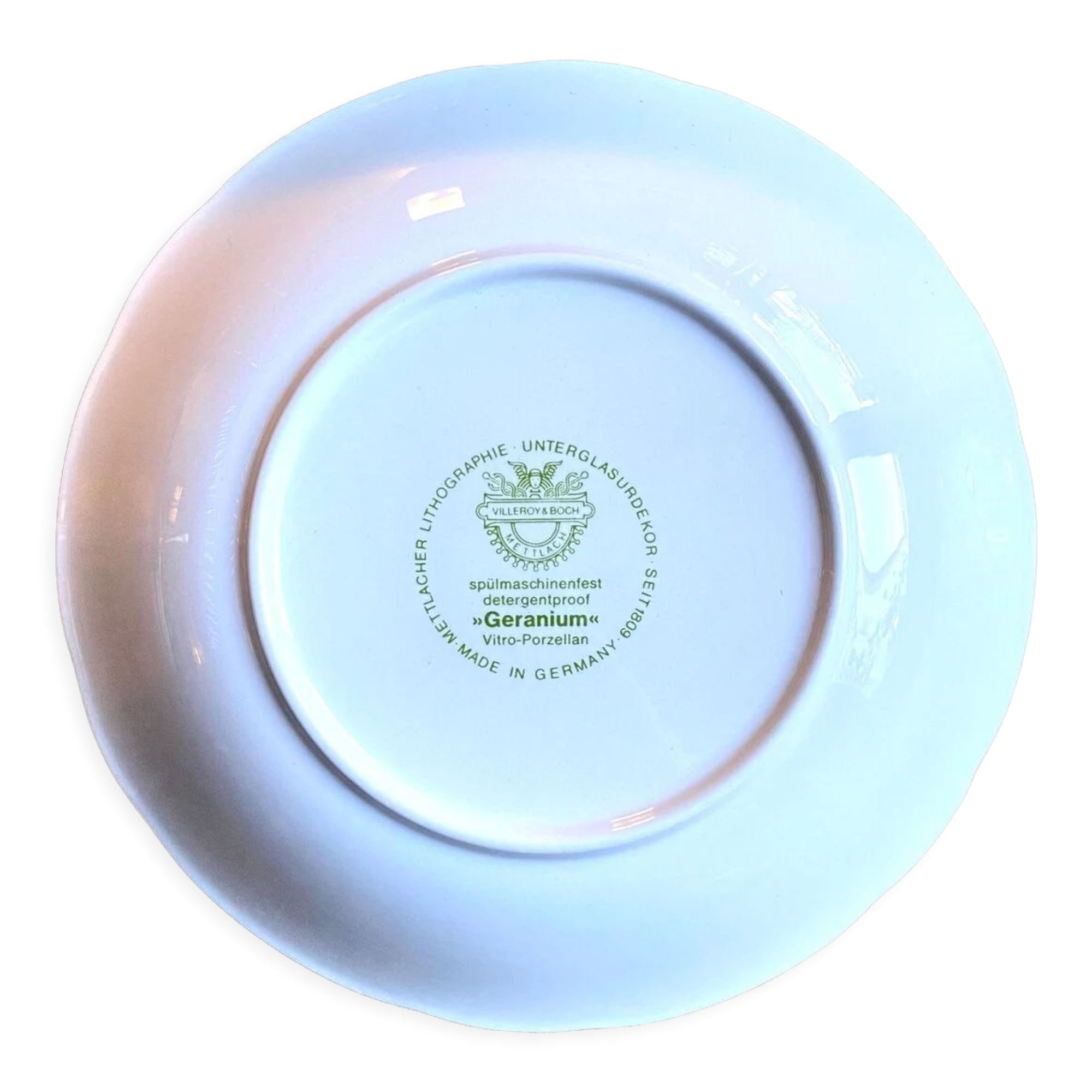 Pair of Villeroy & Boch hollow plates in glazed earthenware model Geranium