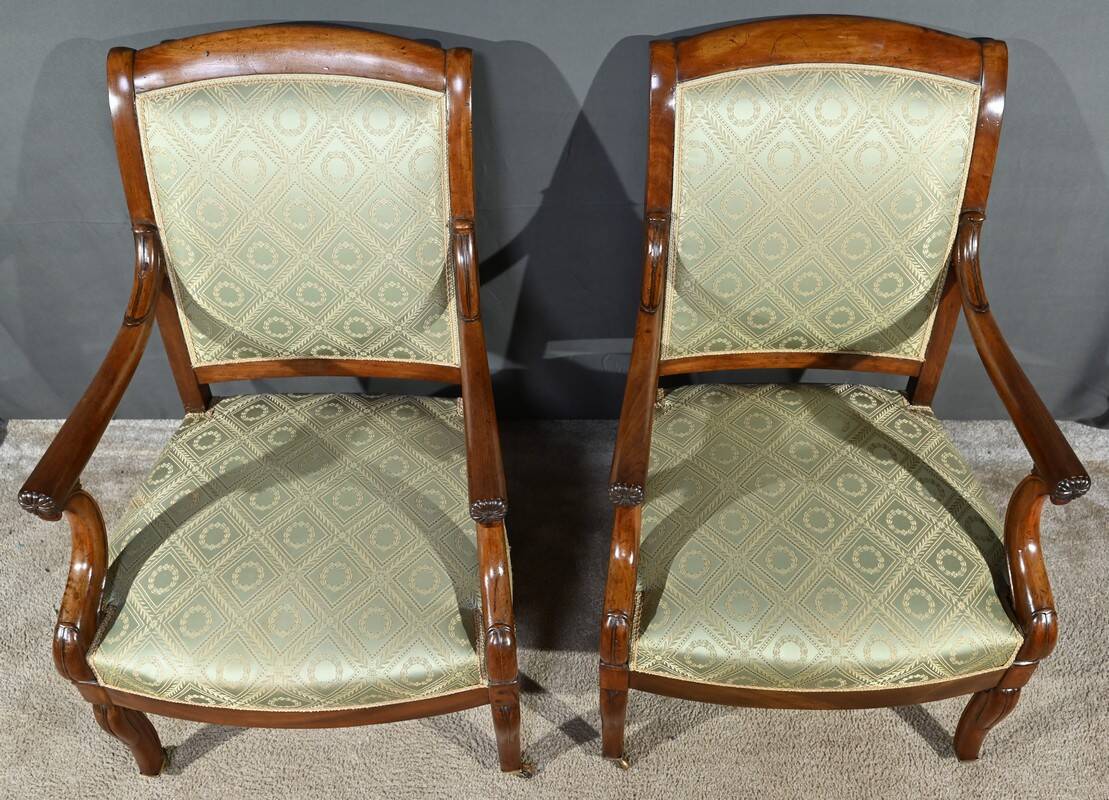 Paire de Fauteuils à Crosses en Acajou, époque Restauration – Début XIXe