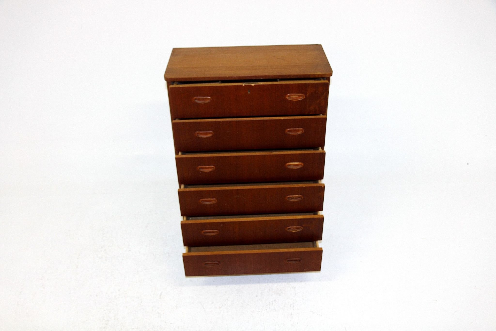 Commode-chiffonnier "Tallboy" en teck, Suède, 1950