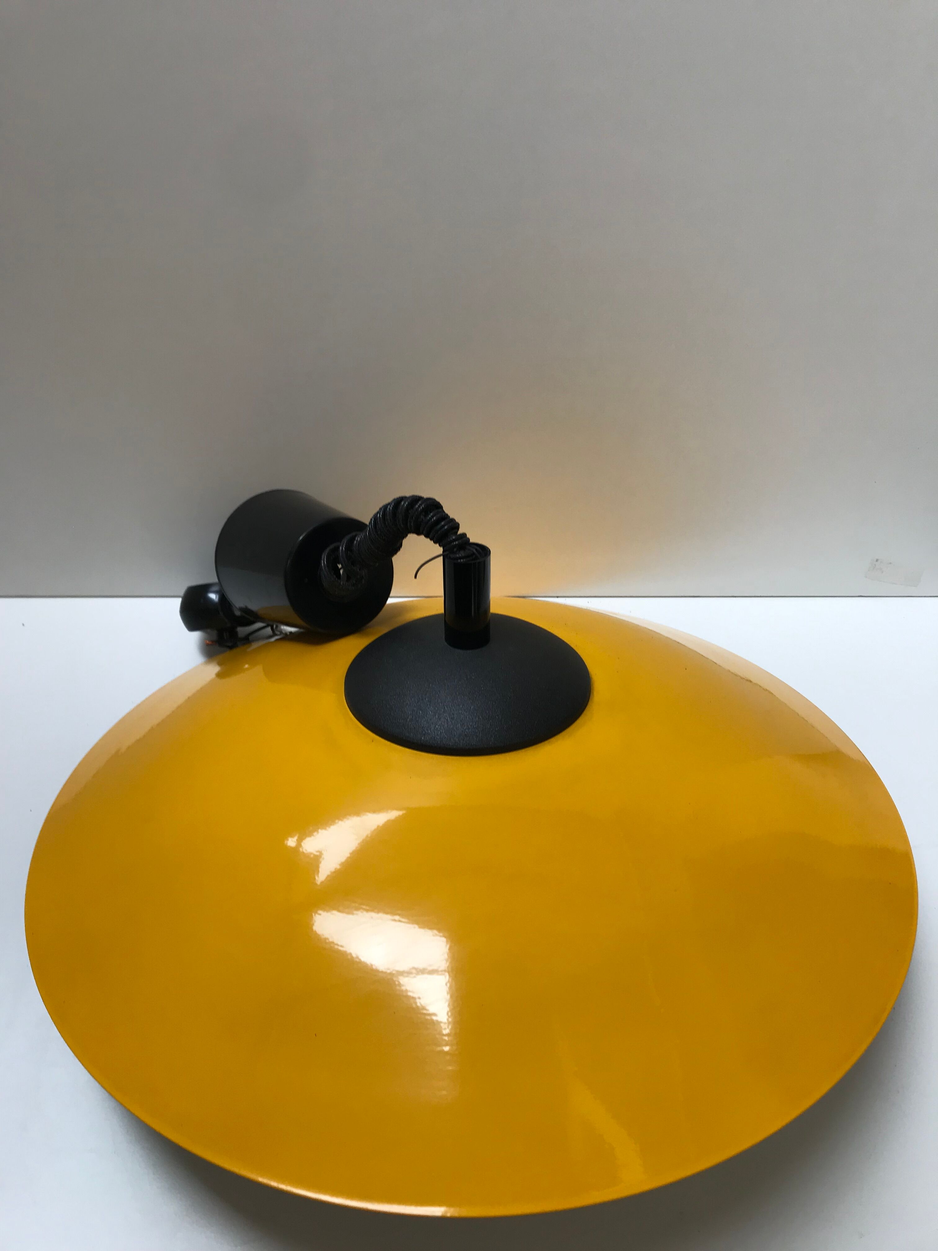 Oscar yellow and white metal pendant light, made in Italy