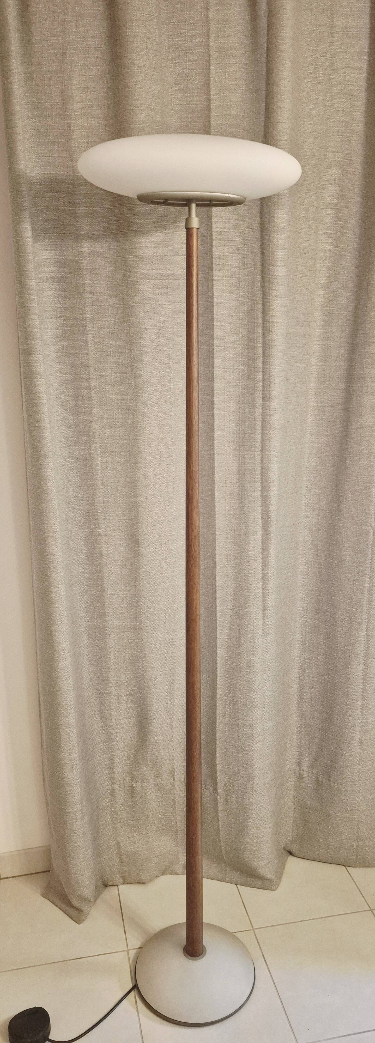 Pao floor lamp by Matteo Thun