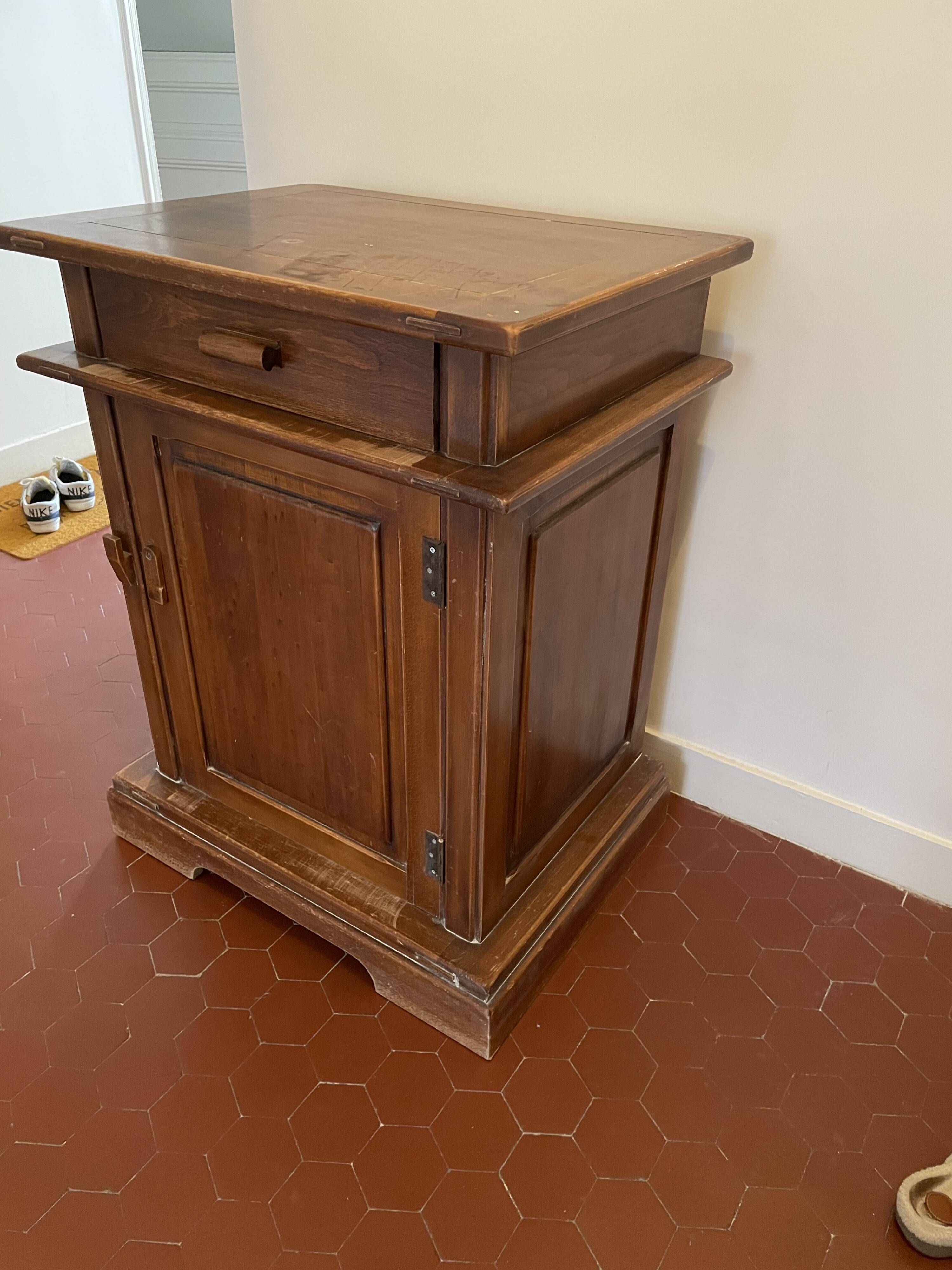 Solid raw wood chest of drawers