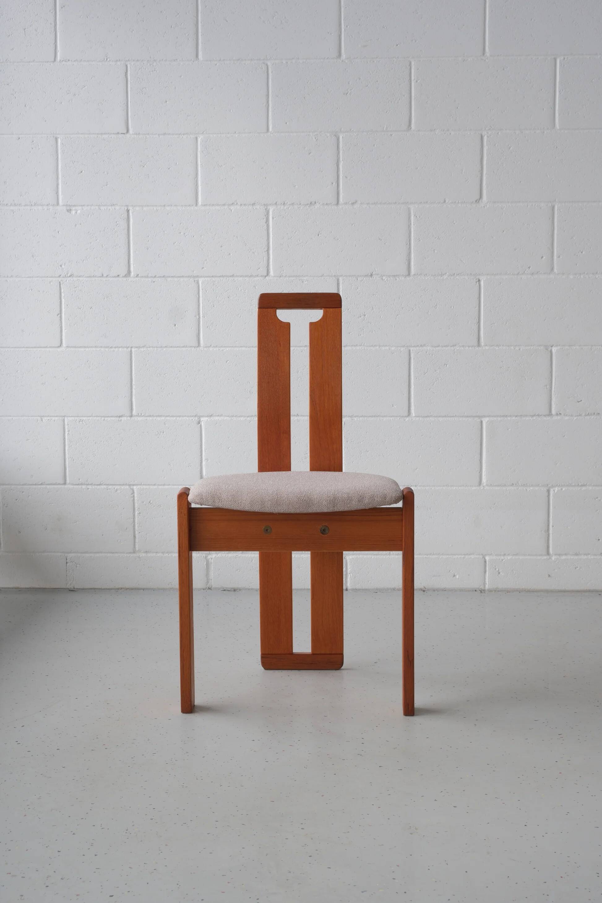 4 chaises 'Tellus' en teck conçues par Torstein Nilsen pour A. Huseby & Co, vers 1980