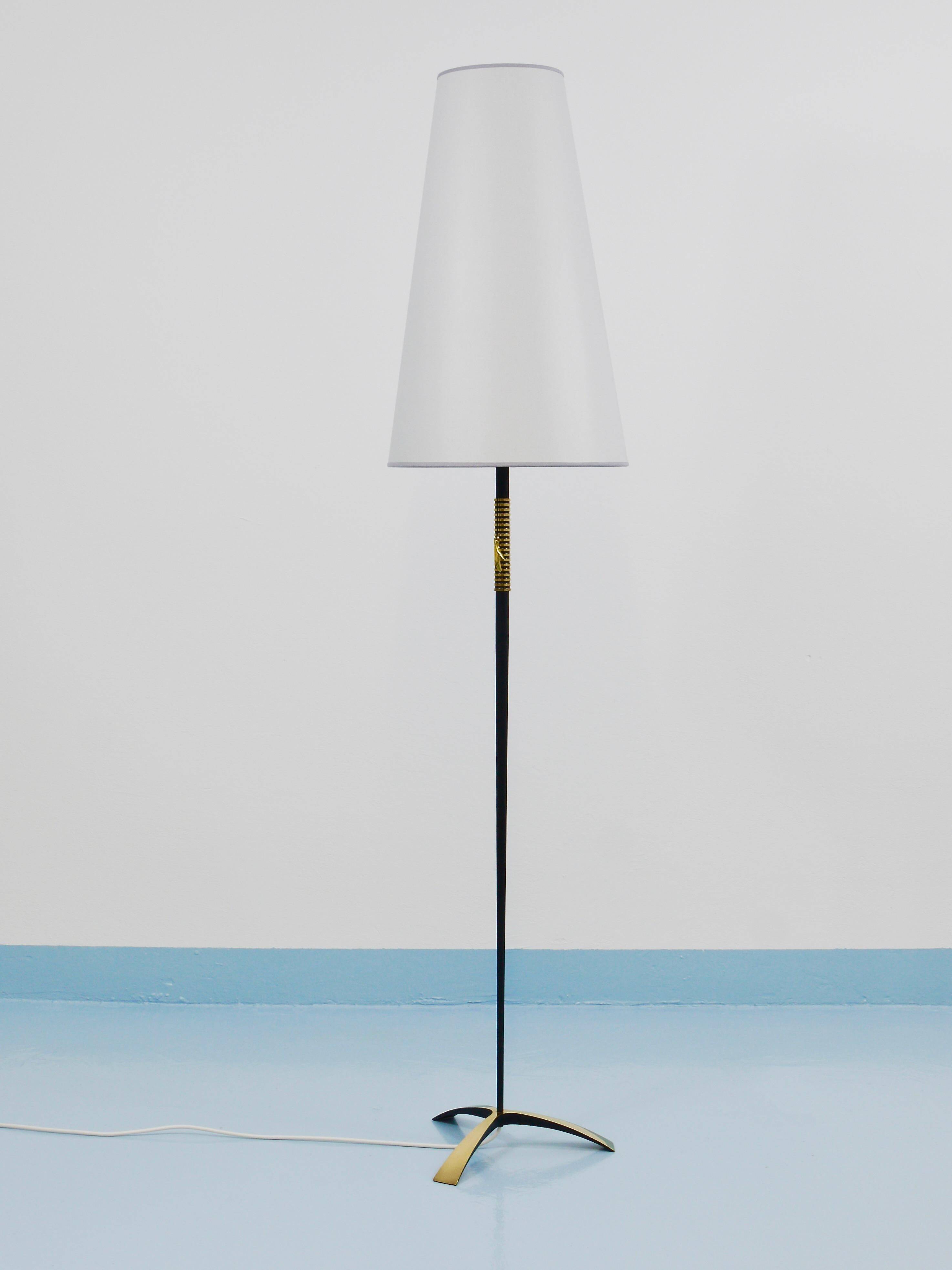 Mid-Century brass floor lamp by Rupert Nikoll, manual switch by Carl Aubock, Austria, 1950.