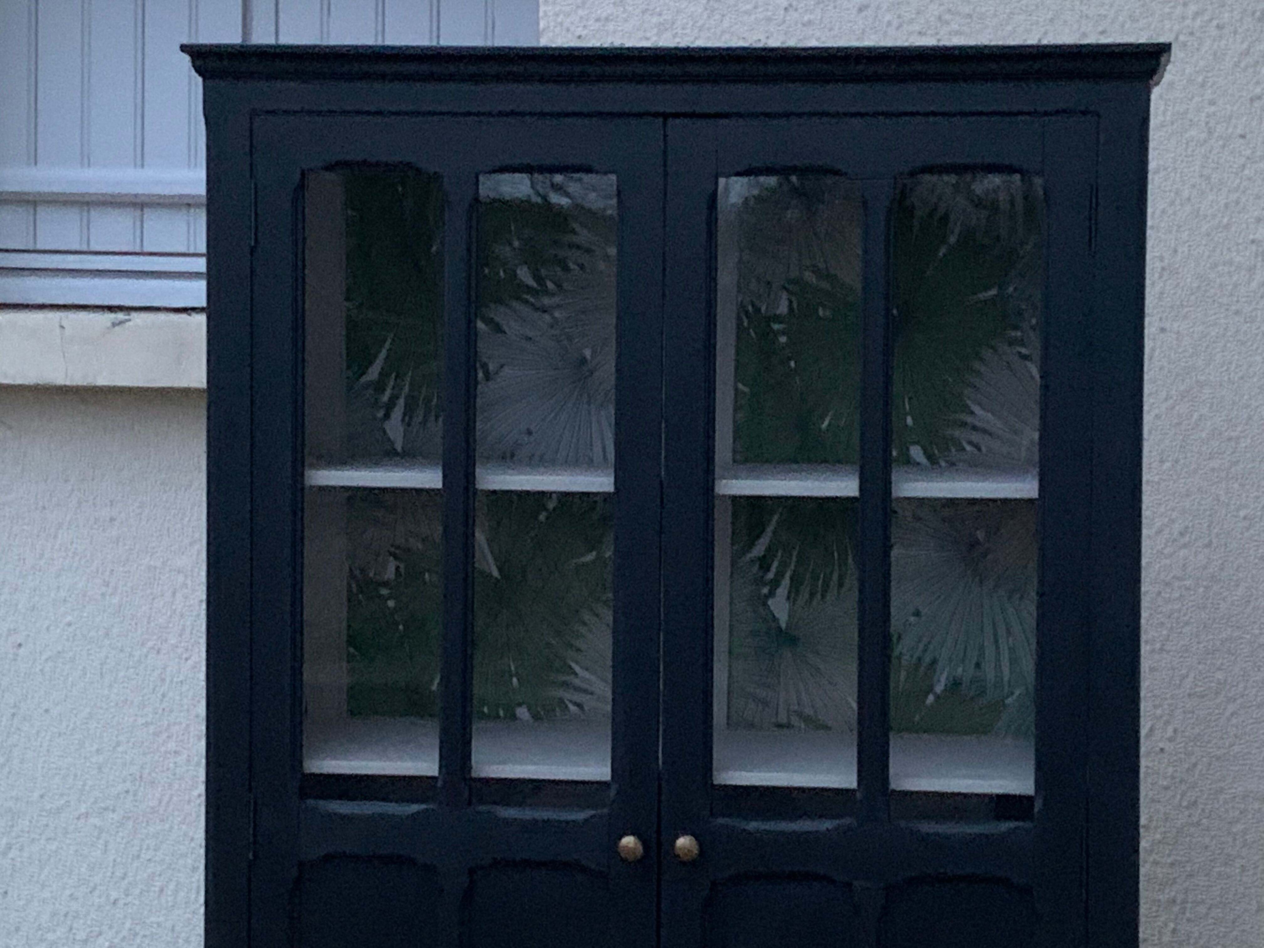 Parisian glazed wardrobe 1940