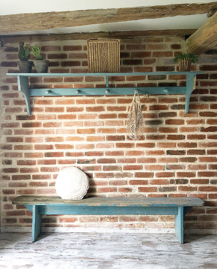 Farm bench