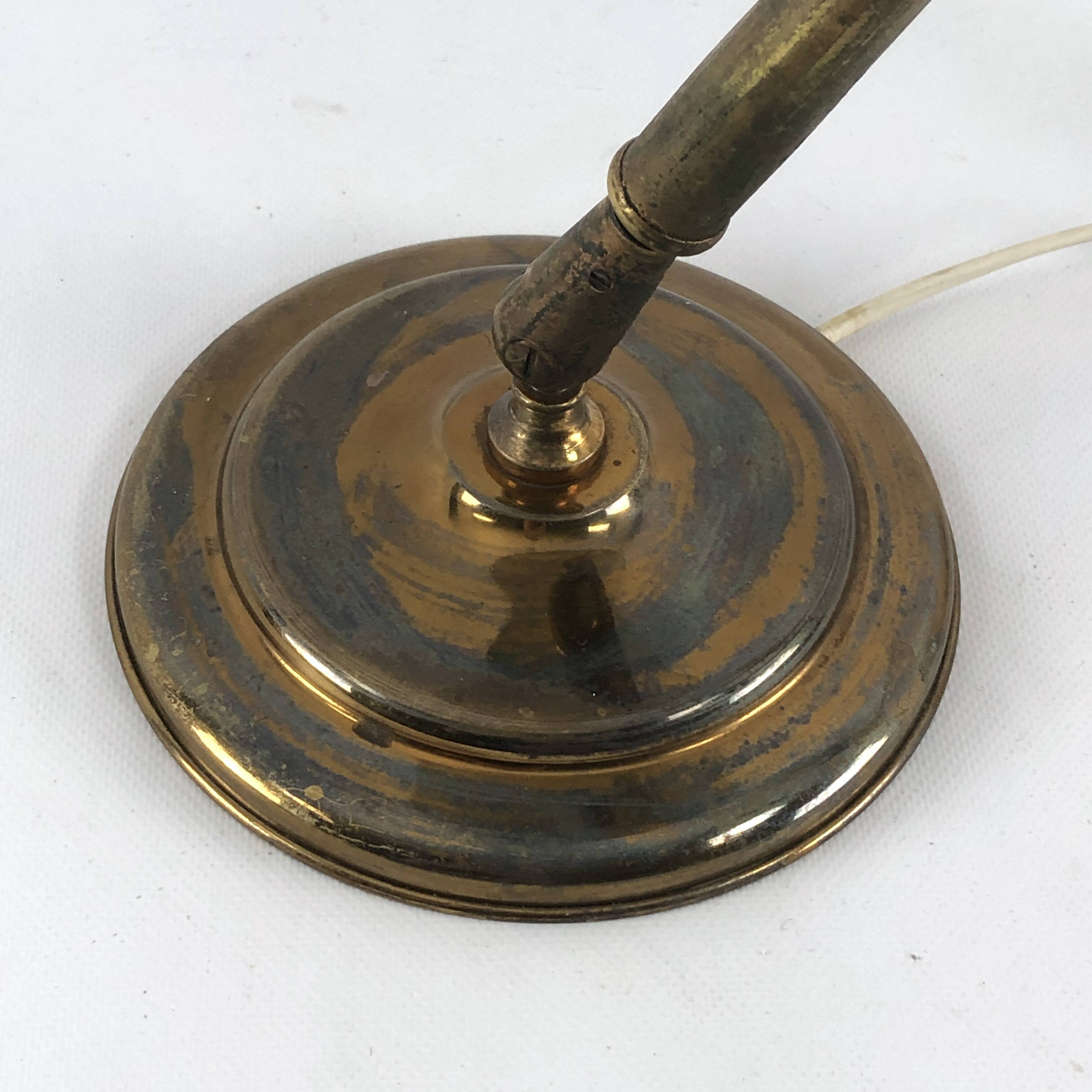 Lumi Milano, Mid-century brass and lacquer two joints table lamp