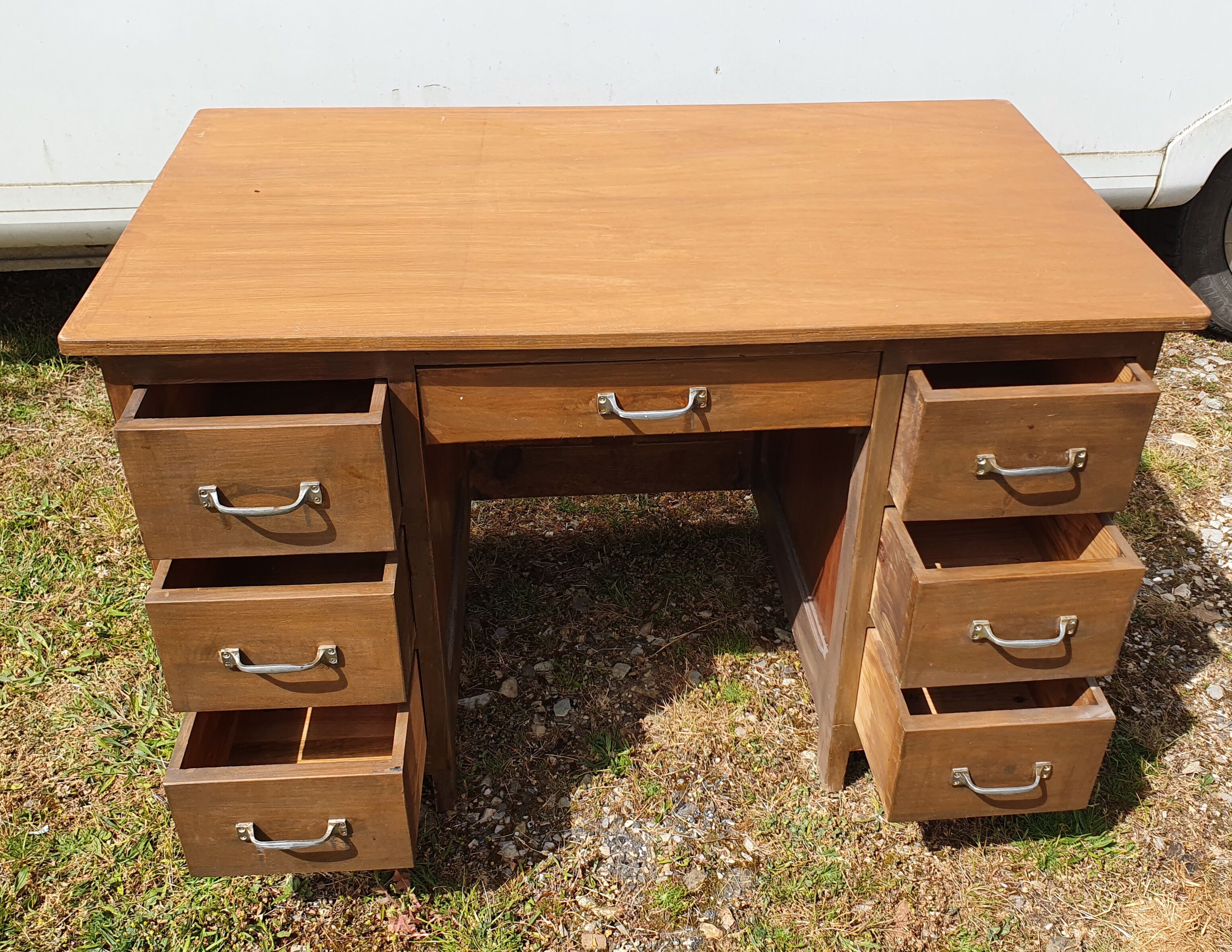 Vintage desk with 7 drawers aluminum handles