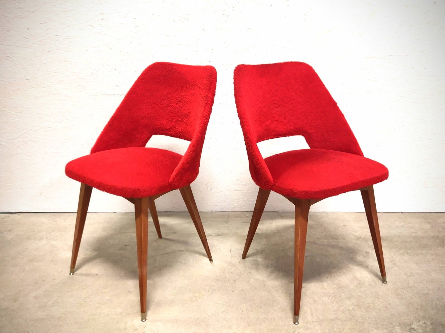 Pair of "fluffy" barrel chairs