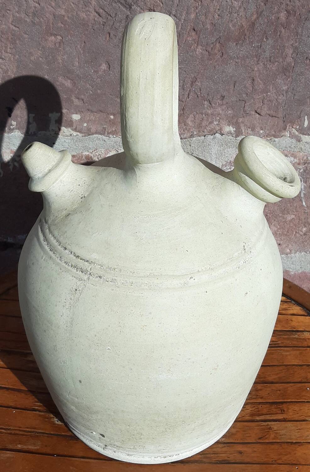 Gargoulette, cruche à eau ou "cantaro" en terre cuite. (Espagne)