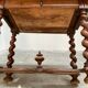 Table en bois Louis XIII