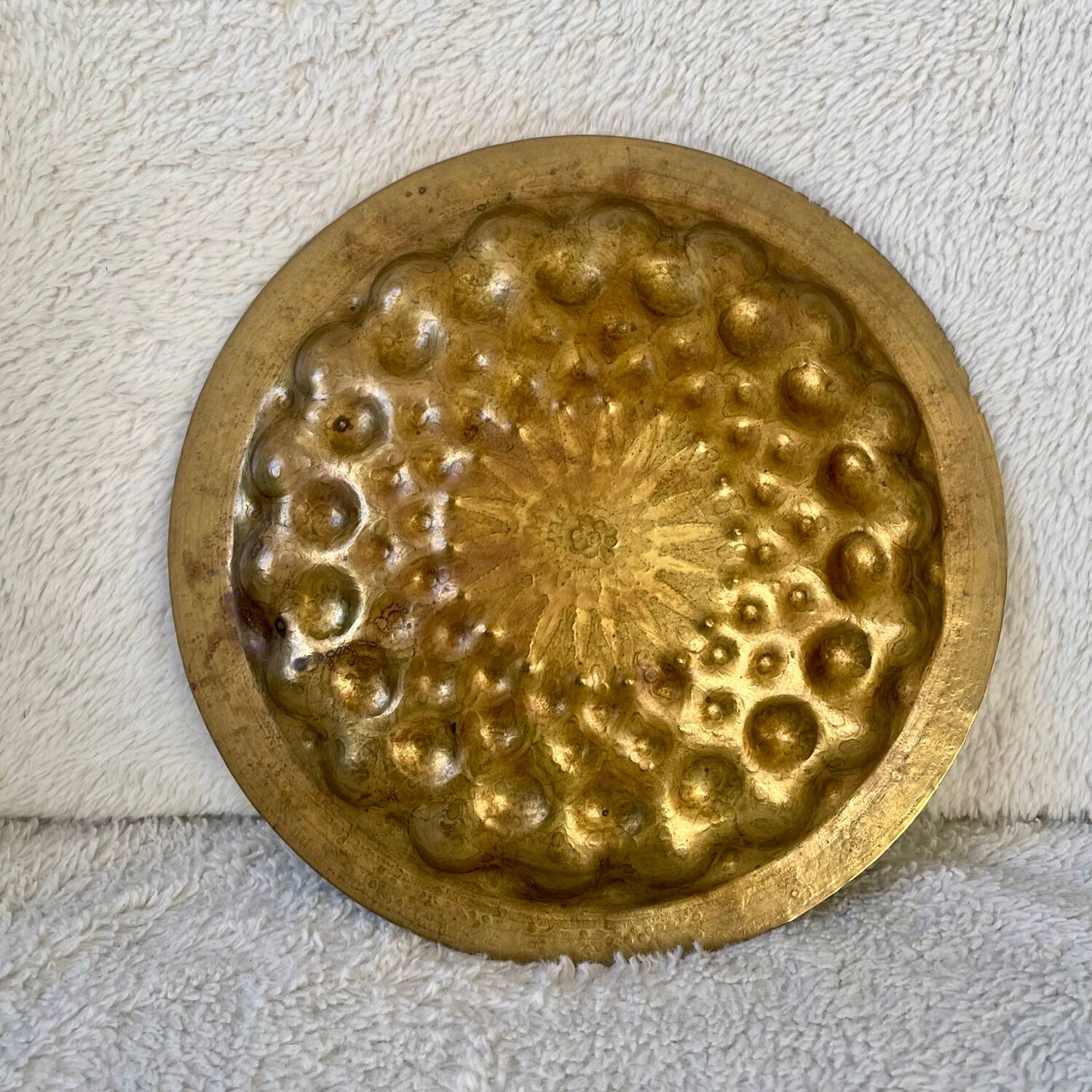 Brass pocket emptier