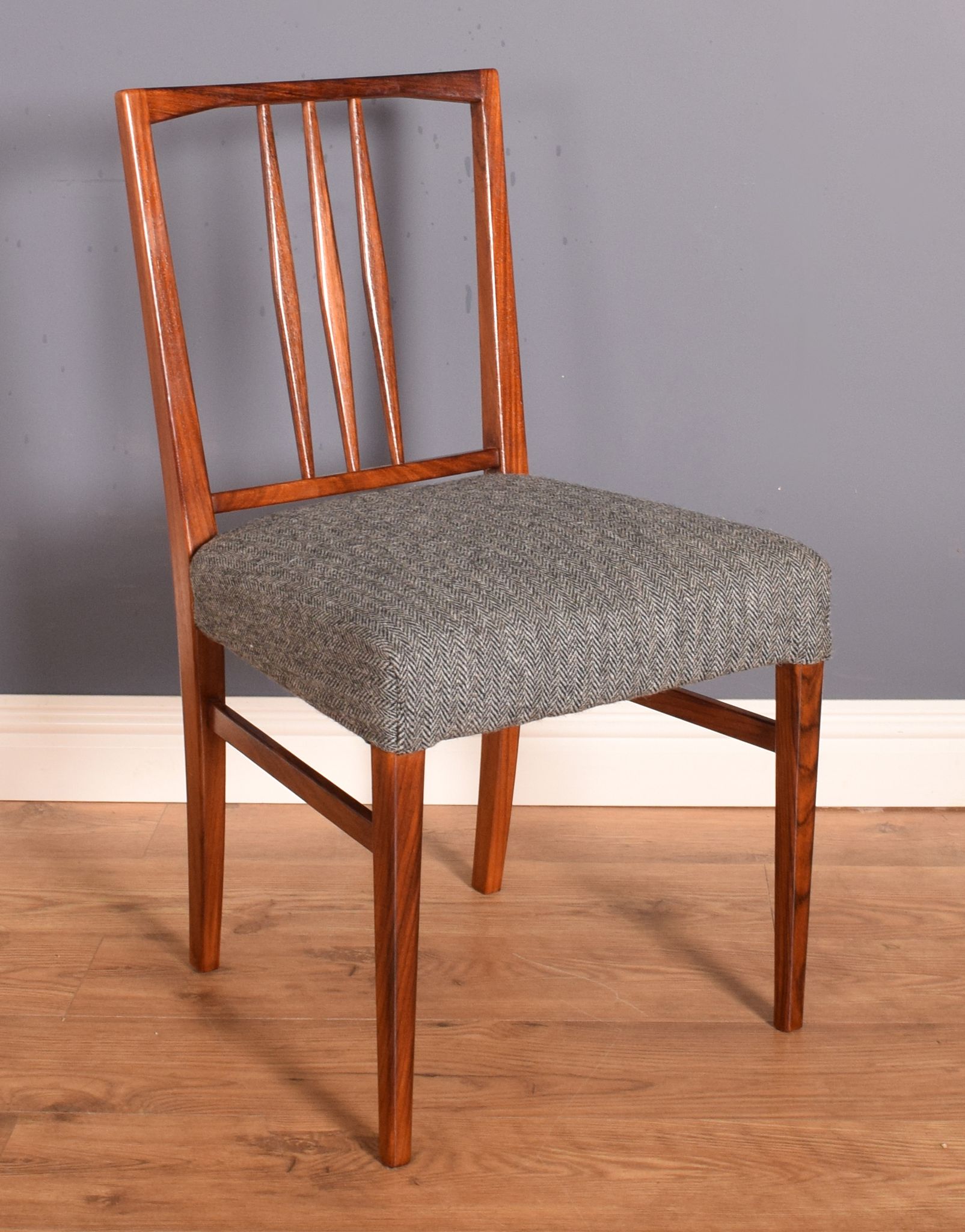 Dining table and 8 chairs