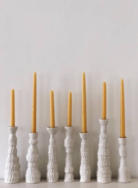 Pinch candle holder I